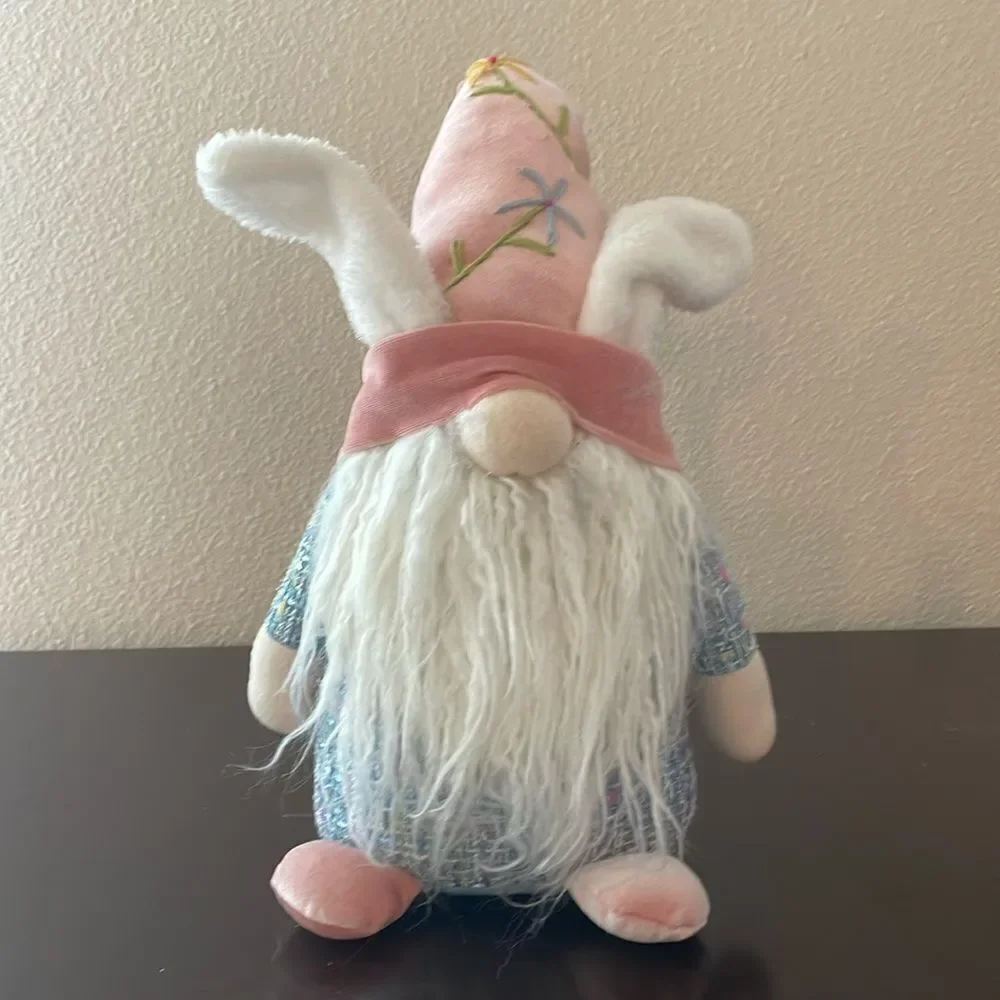 ‎EASTER BUNNY GNOME